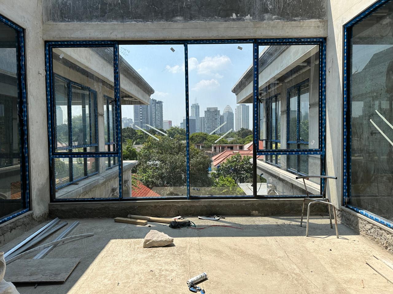 Kusen Aluminium Pintu & Jendela